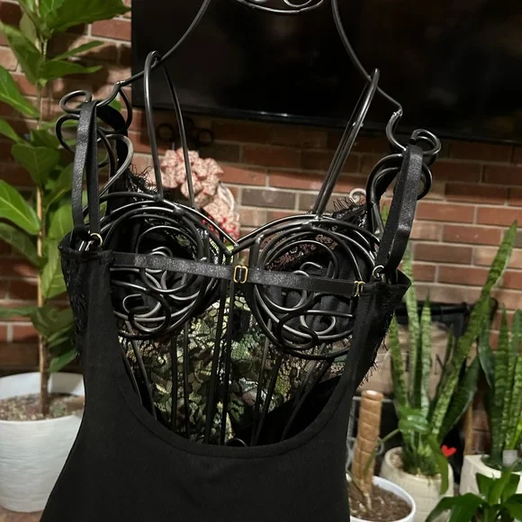 NWOT- Women’s Cocktail Dress - Picture 11 of 14